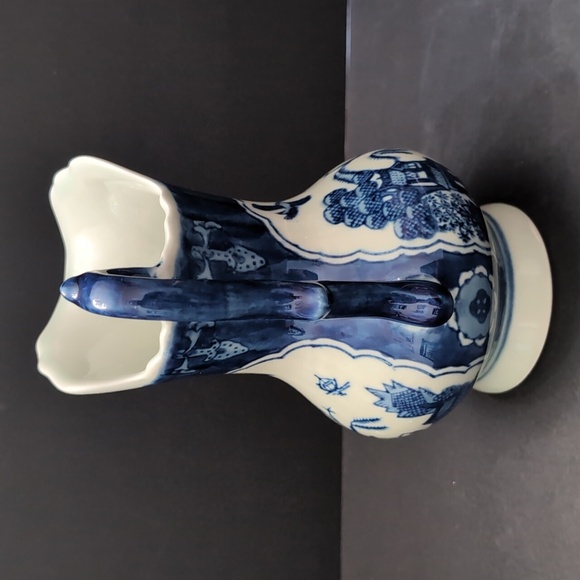Antique Chinese Qianlong Flow Blue Porcelain/Pottery Mini Pitcher. - Picture 4 of 9